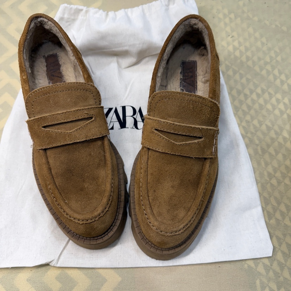 Zara woman